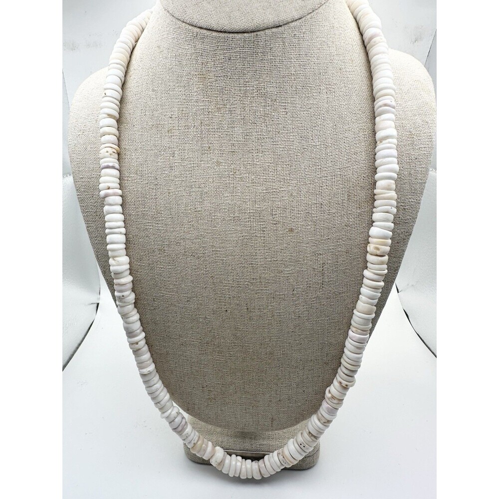 Vintage Hawaiian 9-10mm Puka Shell Necklace 28”